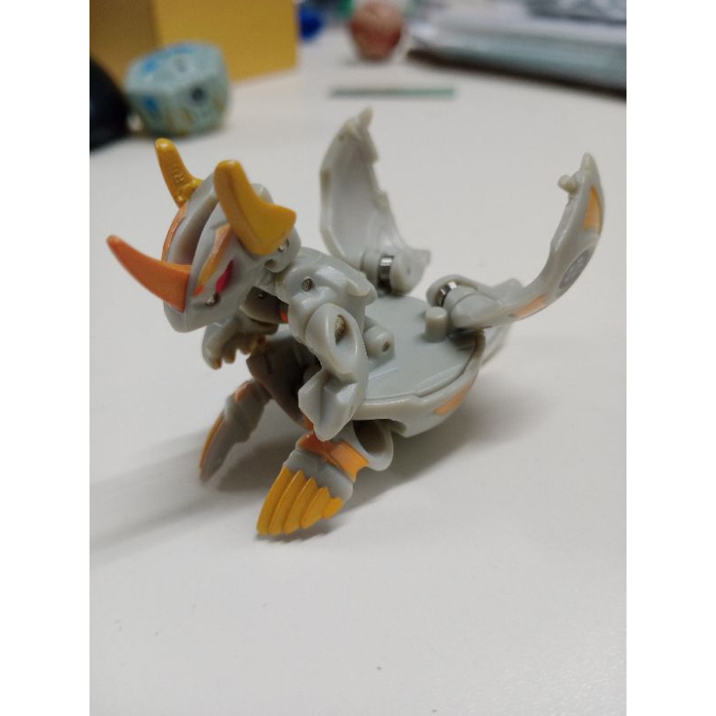 mô hình đồ chơi bakugan phần 3 , bakugan Helix Dragonoid