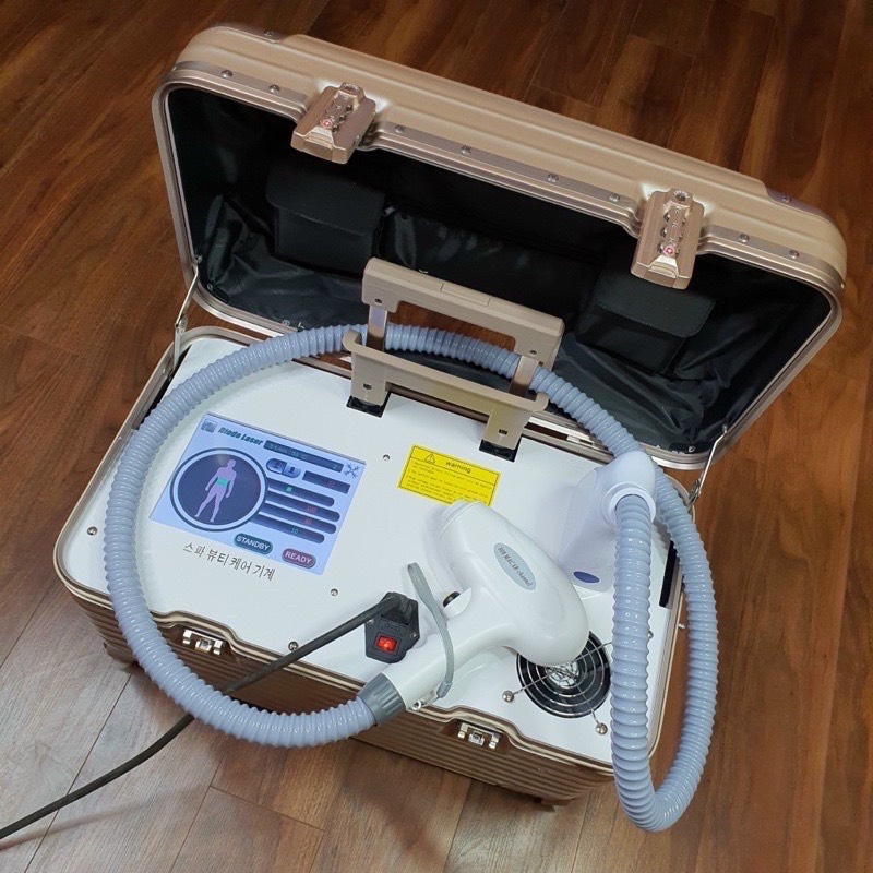 Máy triệt lông lạnh valy diode lazer chính hãng hiệu quả