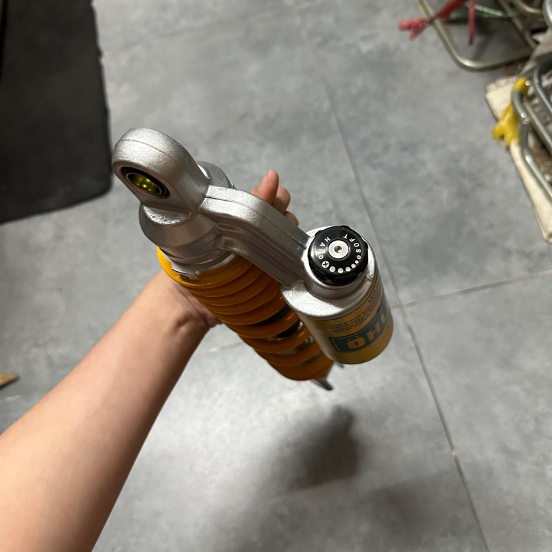 Phuộc nhún sau Ohlins bình dầu gắn Vario Vision Sh mode Click Janus ...