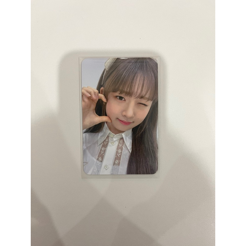 Ảnh thẻ IVE chính hãng có sẵn