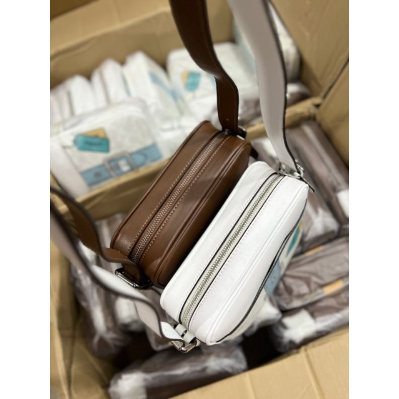 TÚI COACH Hudson Crossbody 21