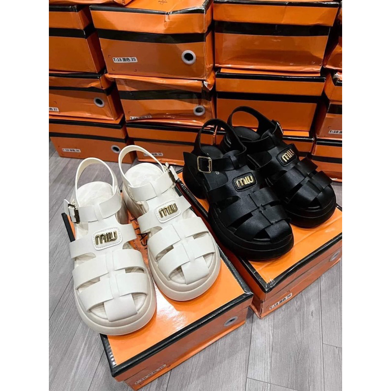 Giày Sandal Nữ hottrend 2023 khoá cài  Quảng Châu Cao Cấp Fullbox đế sandal 5 phân siêu êm chân TC091