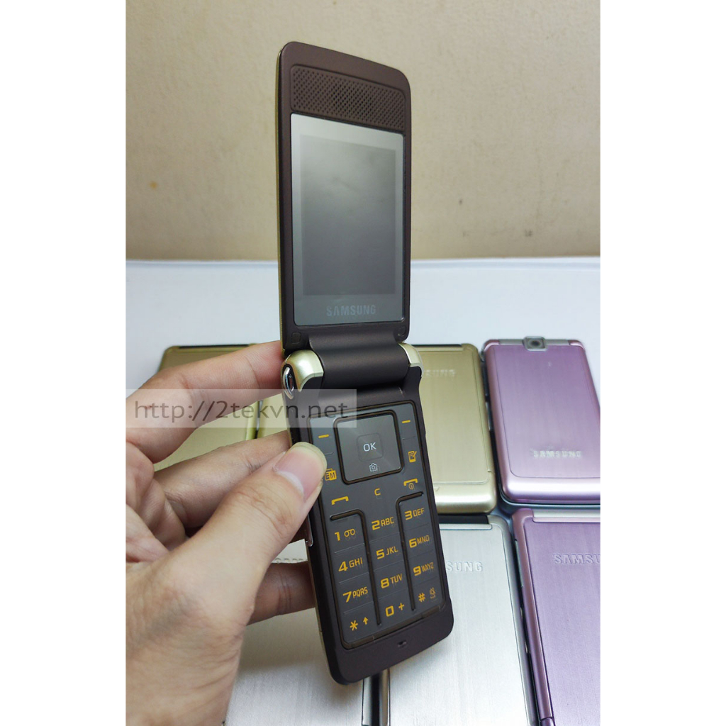 Điện thoại cho người già Samsung S3600i nắp gập dễ dàng sử dụng