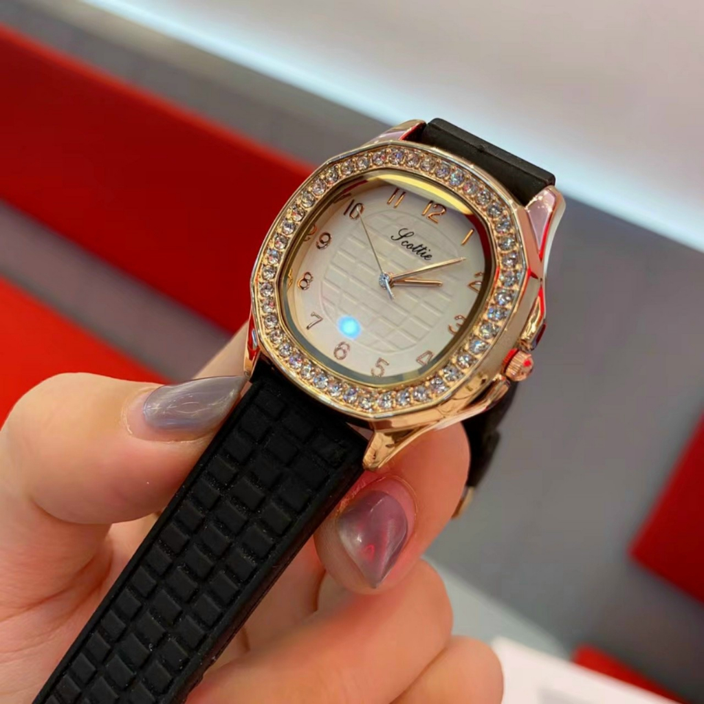 Đồng hồ nữ Scottie S3366 viền kim cương nhẹ nhàng thanh lịch