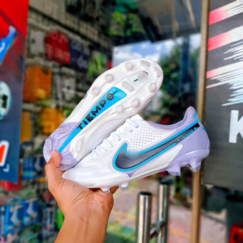 Giày bóng đá Tiempo Legend 9 Pro Fg