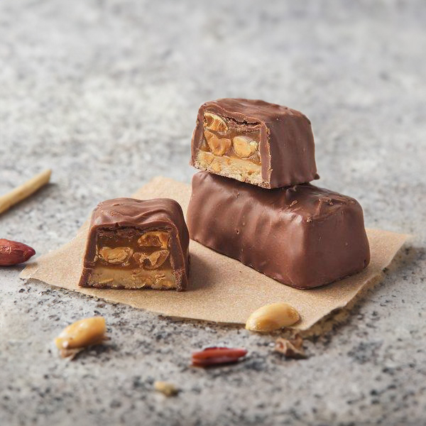 Thanh Socola No Brand Gói 252G nhân đậu phộng, bánh quy và caramel và bánh xốp