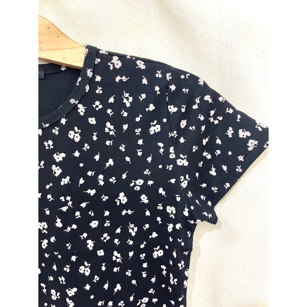 Áo Thun Hoa Nhí Chất Liệu Cotton Hoa Nhí Nâu Nhạt Siêu Mát Mẻ VNXK