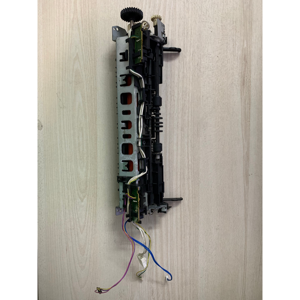 Máy in Canon 2900 Sấy nguyên bản test kỷ chạy tốt bảo hành 1 tháng