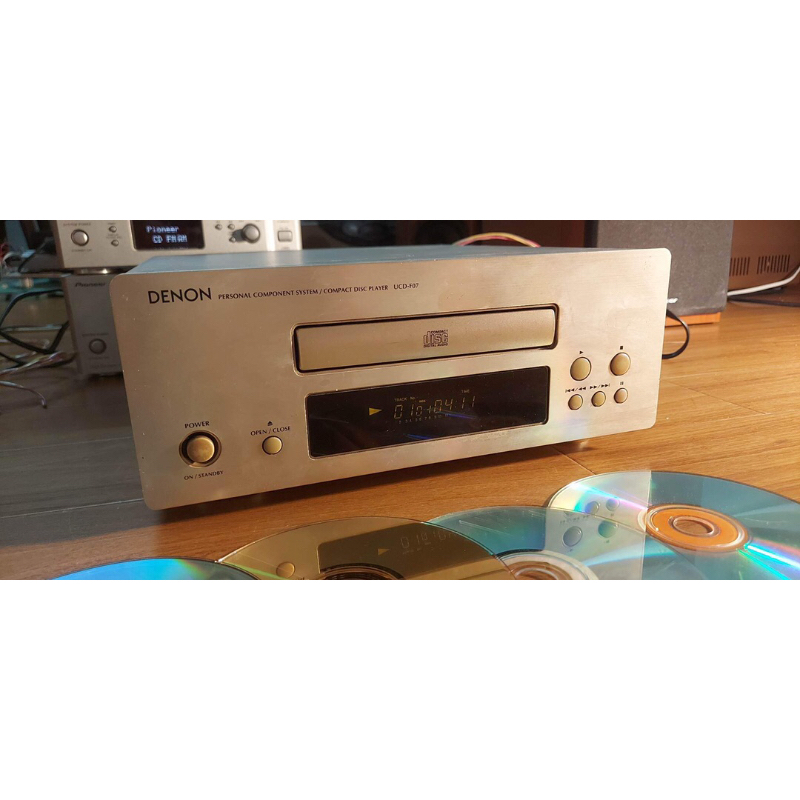 Cd trung denon f07
