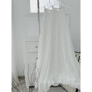 Đầm midi yếm hở lưng thắt nơ