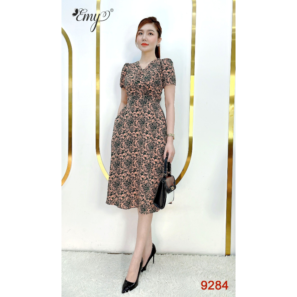 Đầm EMY EM9284 Xoè Hoa Cổ V