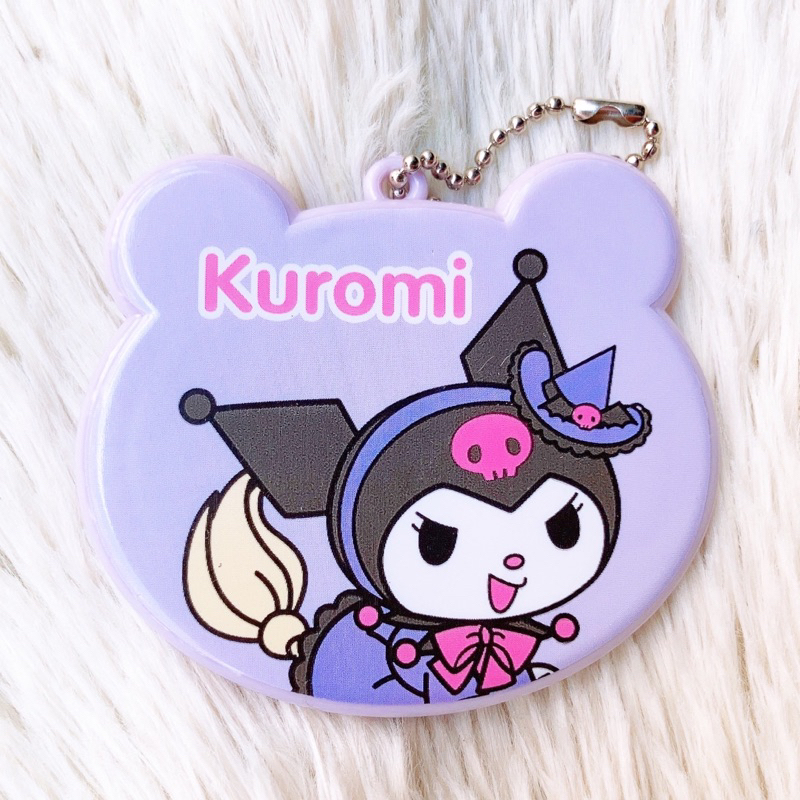 Bộ gương lược kèm móc treo hoạ tiết nhân vật hoạt hình