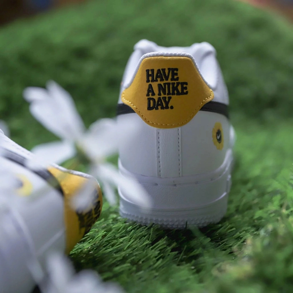 Giày Sneaker Nike Air Force 1 Low LV8 Have A Nice Day DM0983 100 | DM0118 100 AF1 Trắng | PiuPiu Authe