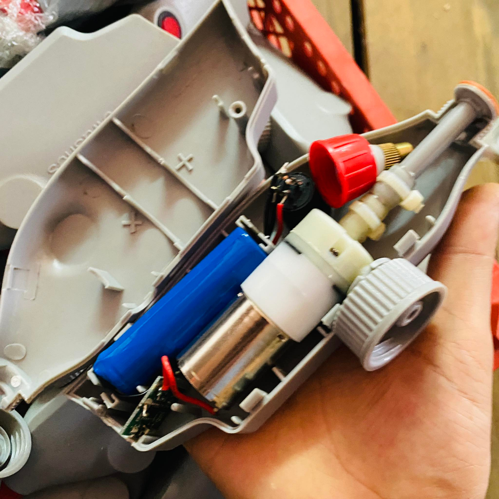 Bộ phun nước chết pin