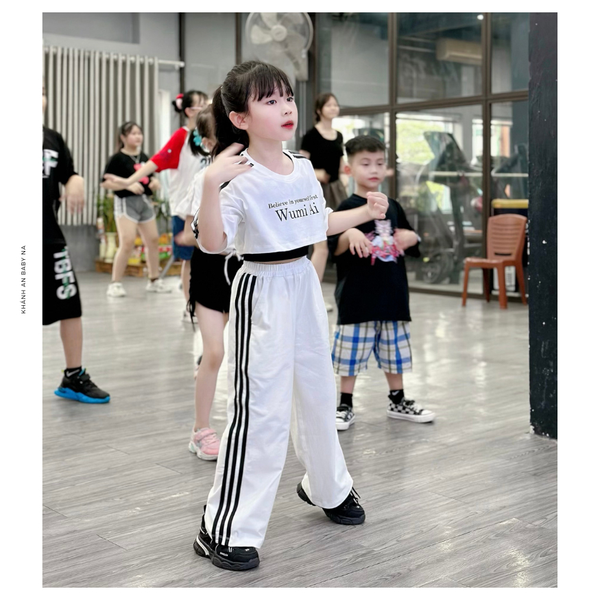 Set Bộ 3 Chi Tiết Thể Thao Khánh An Baby Áo Crotop Quần Suông Màu Trắng Đen Cho Bé Gái Nhảy Hiện Đại Tiktok ZumBa Hiphop
