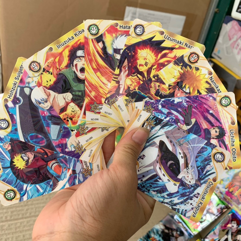 Túi thẻ bài Naruto gồm 36 gói 8 thẻ có vip