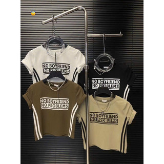 Áo thun croptop tay ngắn có sọc 2 bên siêu cá tính