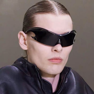 Kính y2k độc lạ