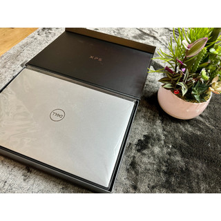 Laptop dell xps 17 9700 gen 10tvipcore™ i7-10875h, ram 16gb, ssd 512gb, rtx 2060, fhd