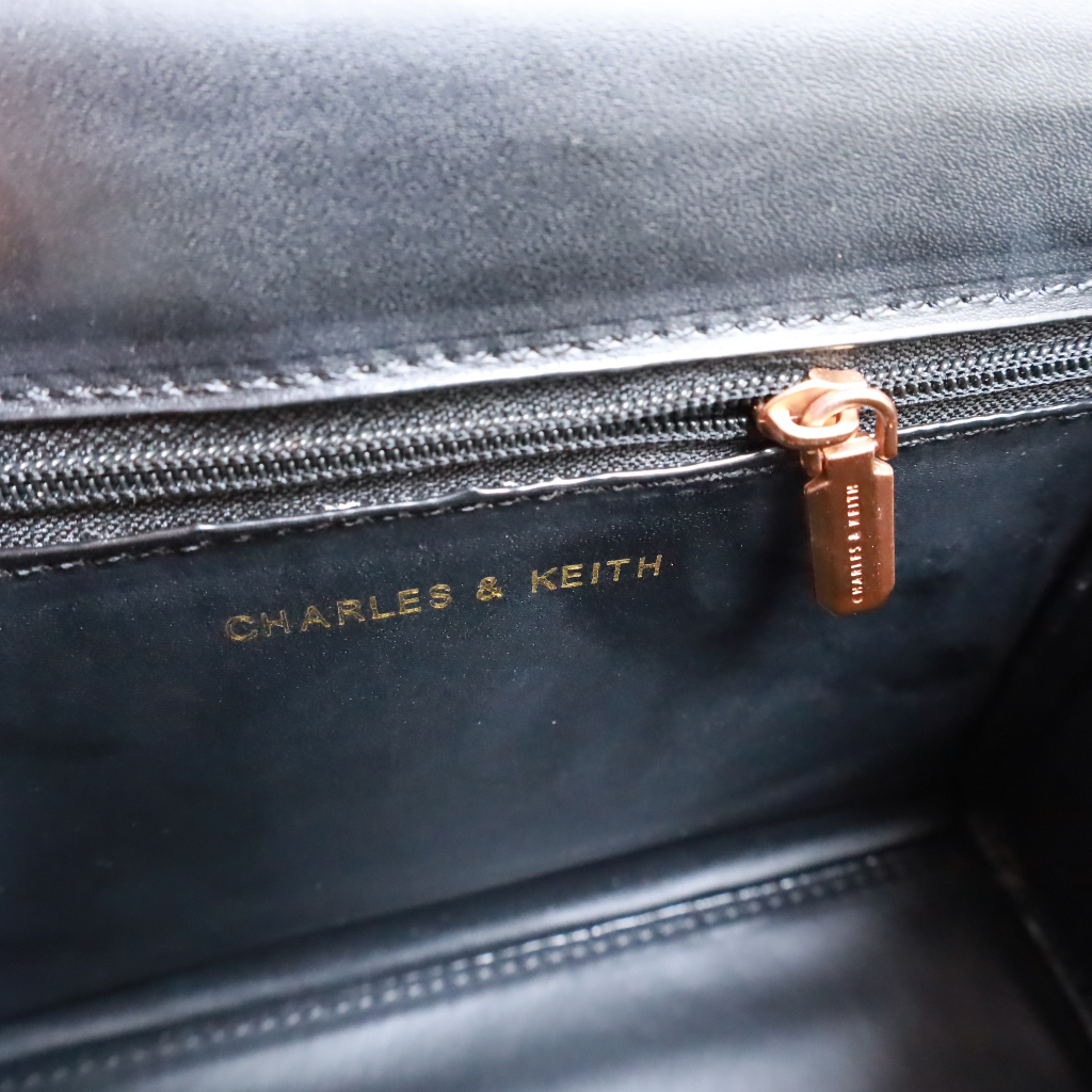 Túi xách ck da cá sấu đen CK2-50781127