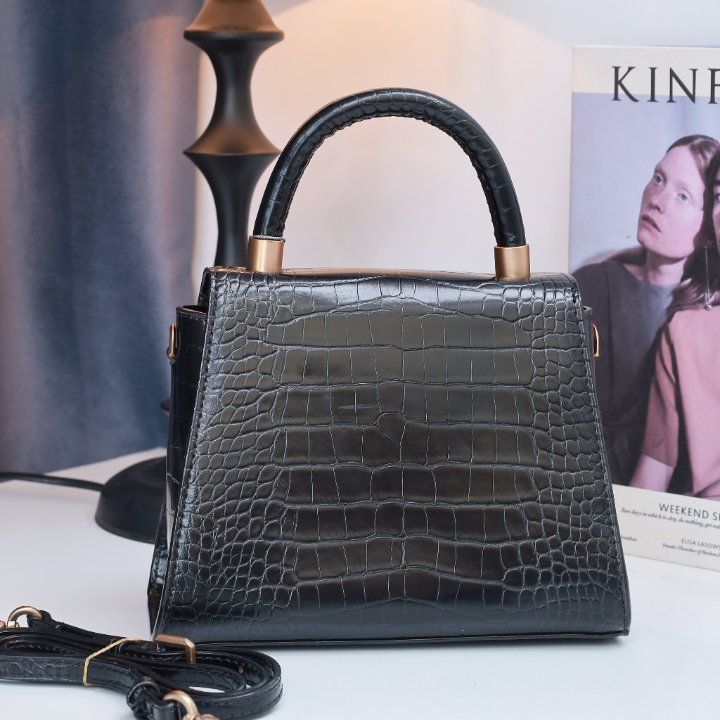 Túi xách ck da cá sấu đen CK2-50781127