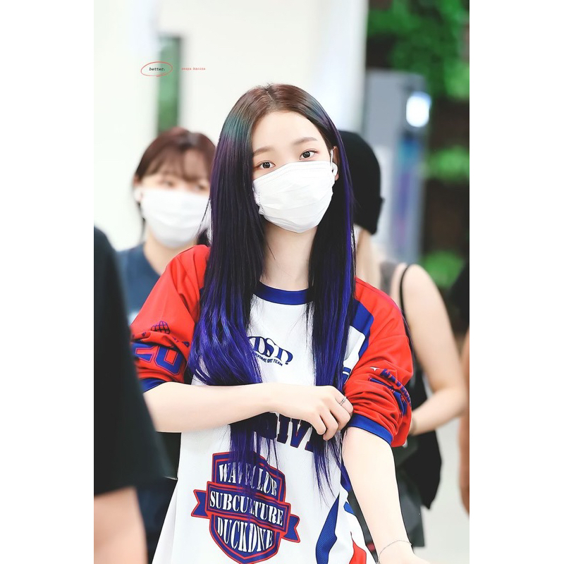 Áo thun tay dài thể thao DuckDive giống Karina aespa