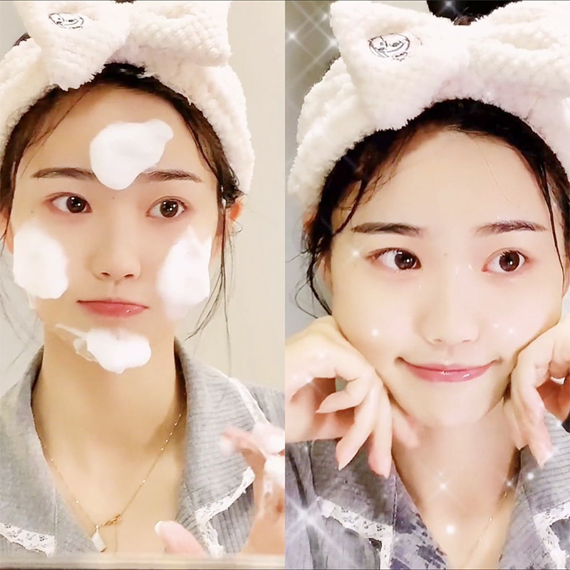 Sữa Rửa Mặt Tạo Bọt Kèm Đầu Massage Silicon Rửa Sạch Sảng Khoái Dưỡng Ẩm Cho Nam Nữ 120ml