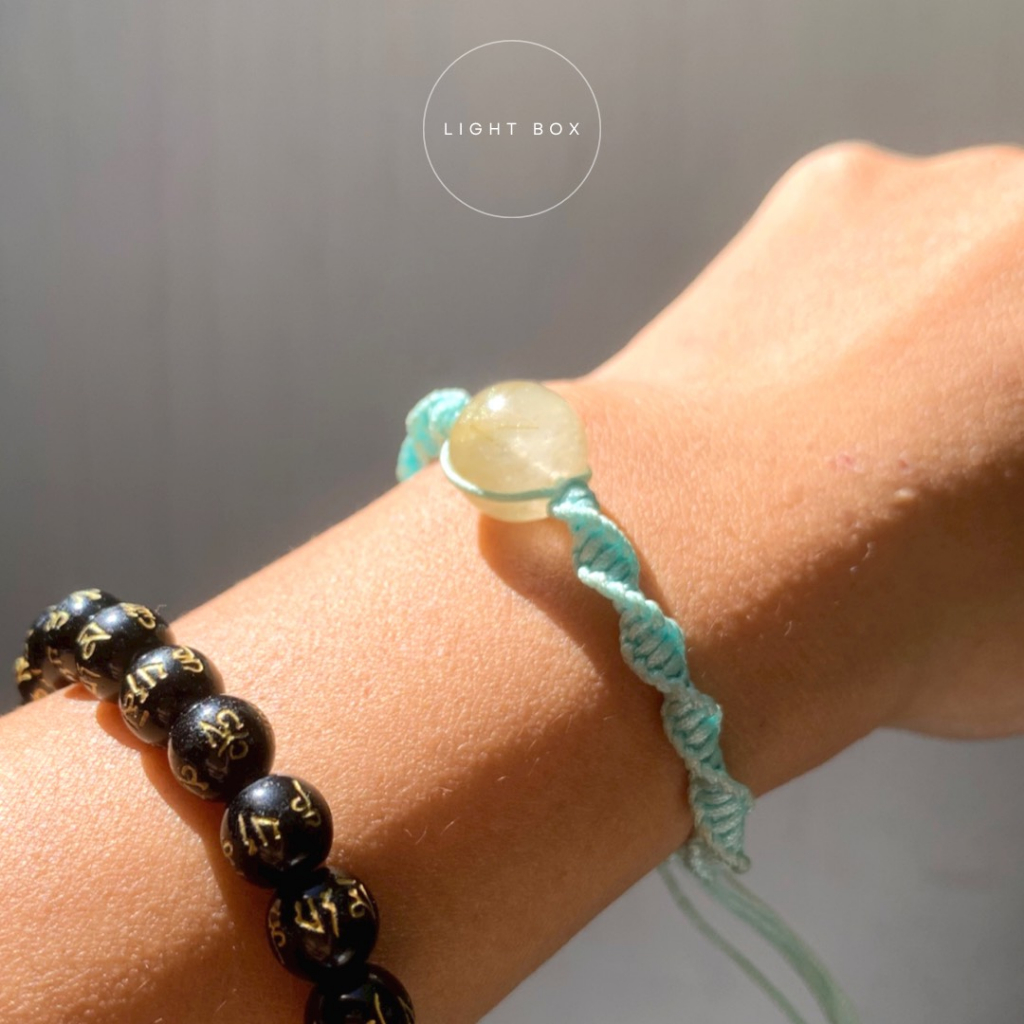 Vòng tay pha lê tóc vàng RUTITALED QUARTZ, phong thủy, may mắn, nối đất, thành công