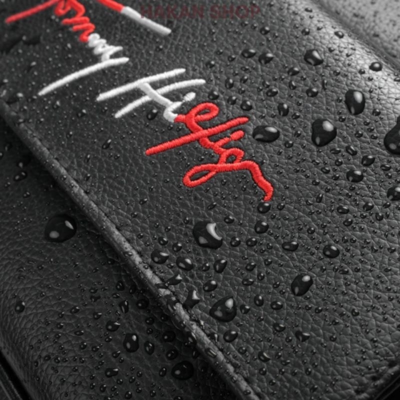 Túi Đeo Chéo Nam Toomy Da Cao Cấp Chất Liệu Da Si Chuẩn Hãng Size 23*15cm