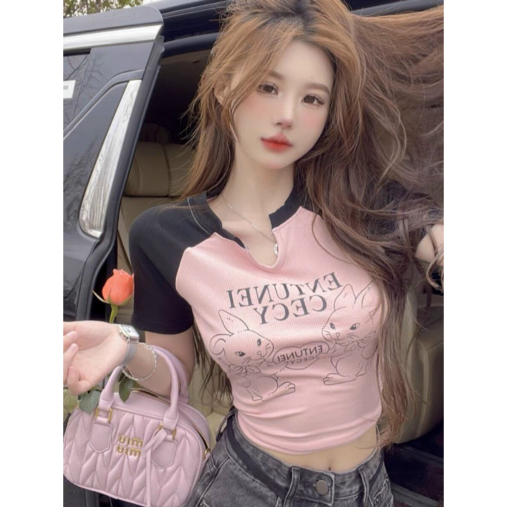 [CRTYK950]ÁO CROPTOP KIỂU LỬNG NỮ CỔ TRÒN NGẮN TAY IN 2 CON THỎ CHỮ ENTUNEI CECY MÀU TRẮNG KEM HỒNG HOT HIT