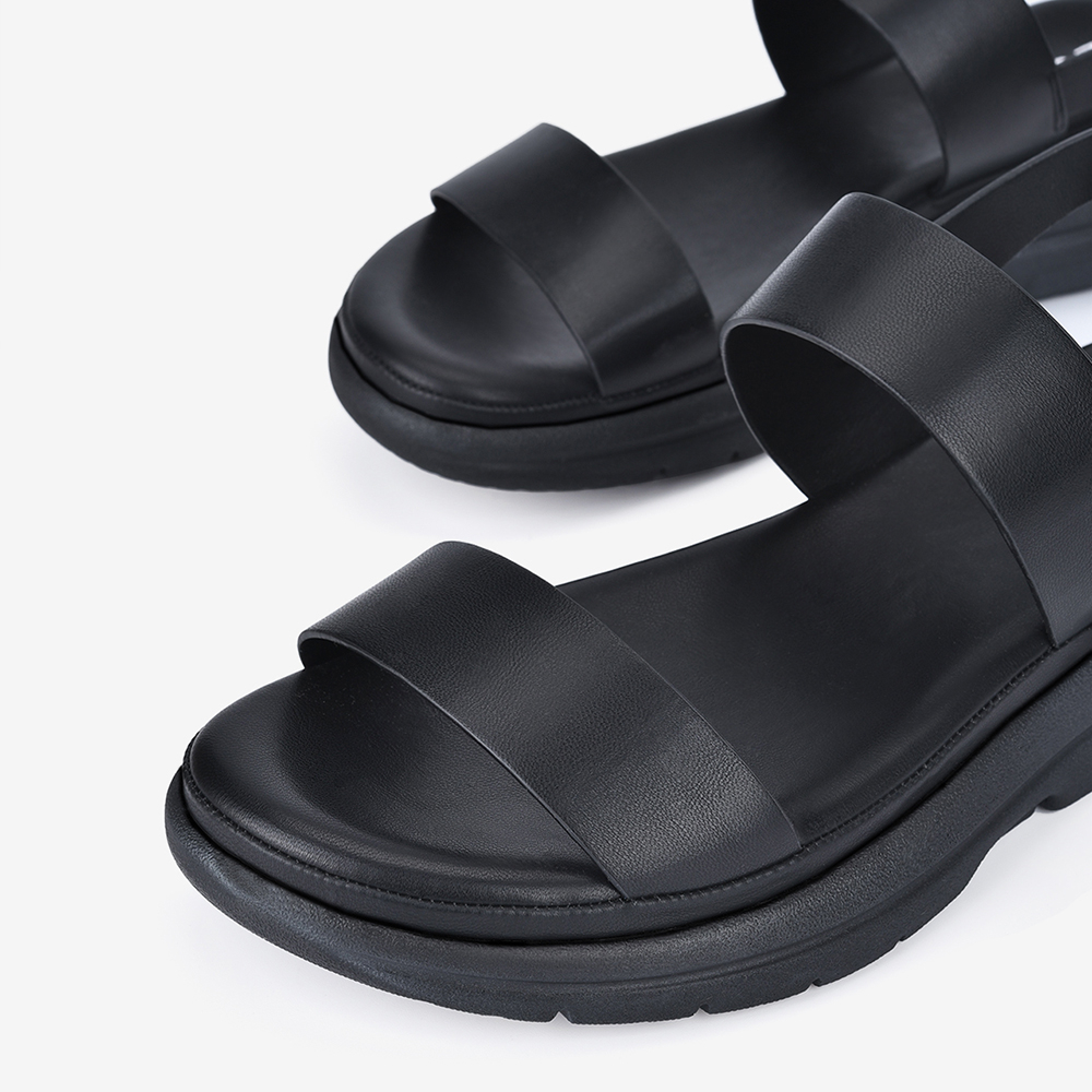 Giày Sandals Nữ Zucia Quai Ngang Đế Bằng 5cm - SRX66