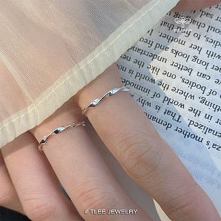 Nhẫn bạc nữ TLEE sóng trơn xoắn basic freesize TLEE JEWELRY
