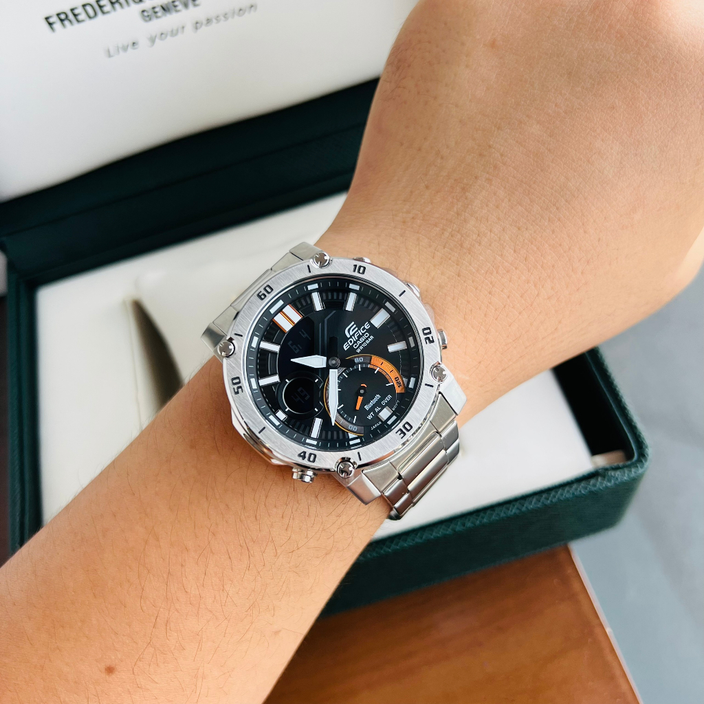 Đồng Hồ Nam Casio Edifice ECB-20D-1A Dây Kim Loại - Kết Nối Điện Thoại Chính Hãng