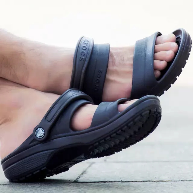 Sandal nhựa đi mưa Clasic Roomy  dành cho nam màu navy  nhẹ, thoáng, k hôi chân