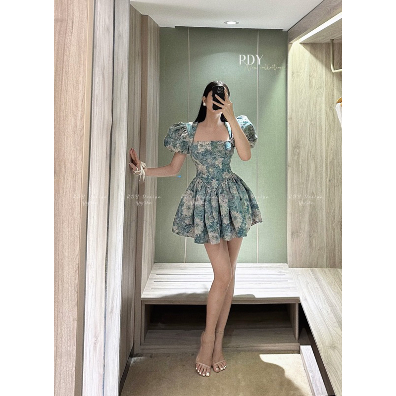 Váy thiết kế cúp ngực tay bồng dáng xoè ly RDY