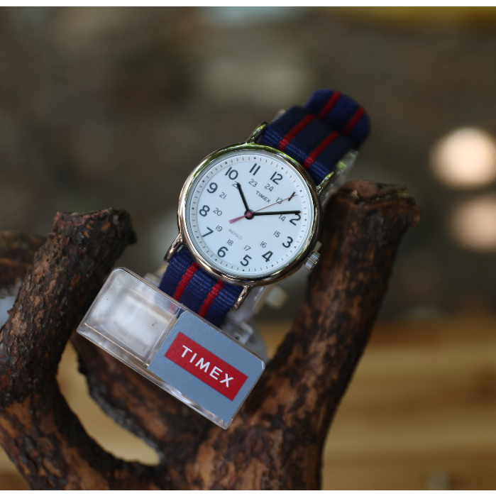 Đồng hồ Unisex Nam Nữ Timex Weekender T2N747 Mặt Tròn Dây Vải