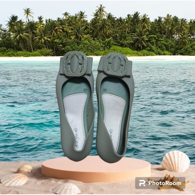 Giày búp bê đi mưa size 40