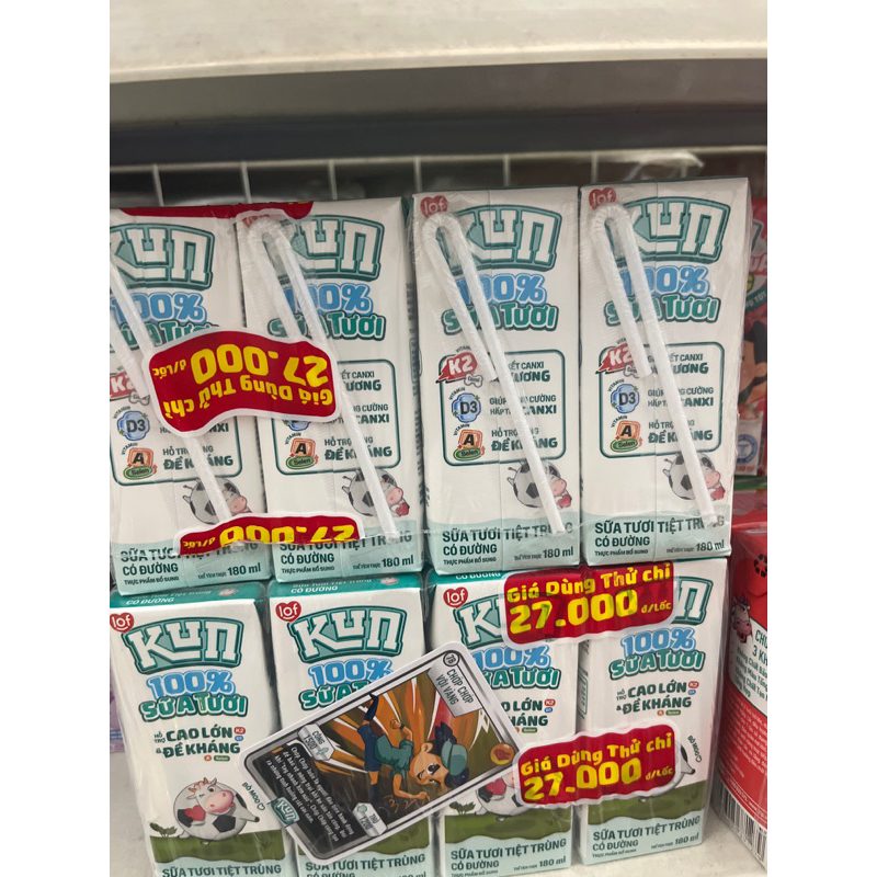 Thùng Sữa Kun tươi vui có đường thùng 48 hộp x 180ml Tăng Túi Bút