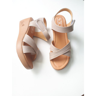 Giày xăng đan nữ đế bằng da bò thật cao cấp VI VI .Đế cao 5 phân .