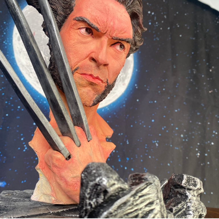 Tượng mô hình người sói đẹp mắt - Phong cách sắc nét và bí ẩn, kích thước 38cm, kèm đế siêu đẹp