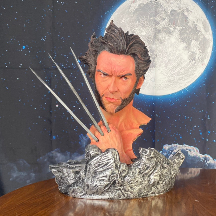 Tượng mô hình người sói đẹp mắt - Phong cách sắc nét và bí ẩn, kích thước 38cm, kèm đế siêu đẹp