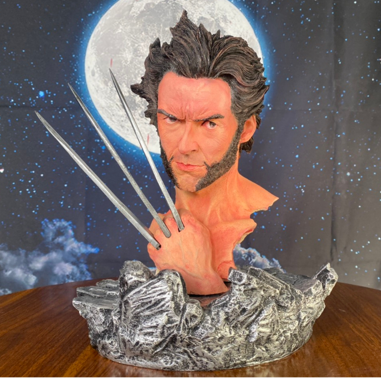 Tượng mô hình người sói đẹp mắt - Phong cách sắc nét và bí ẩn, kích thước 38cm, kèm đế siêu đẹp