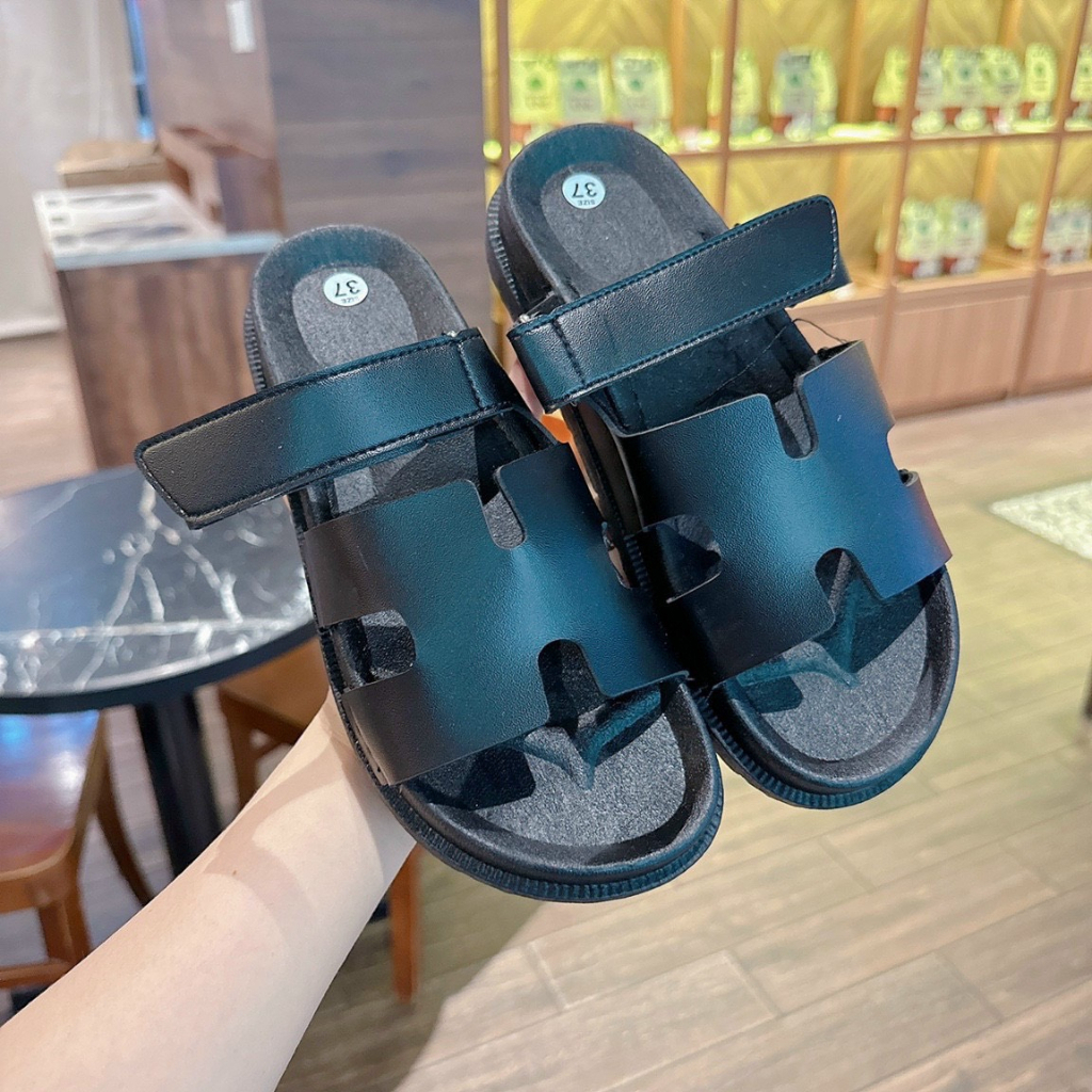 Dép H quai dán hàng chuẩn shop hottrend 2023