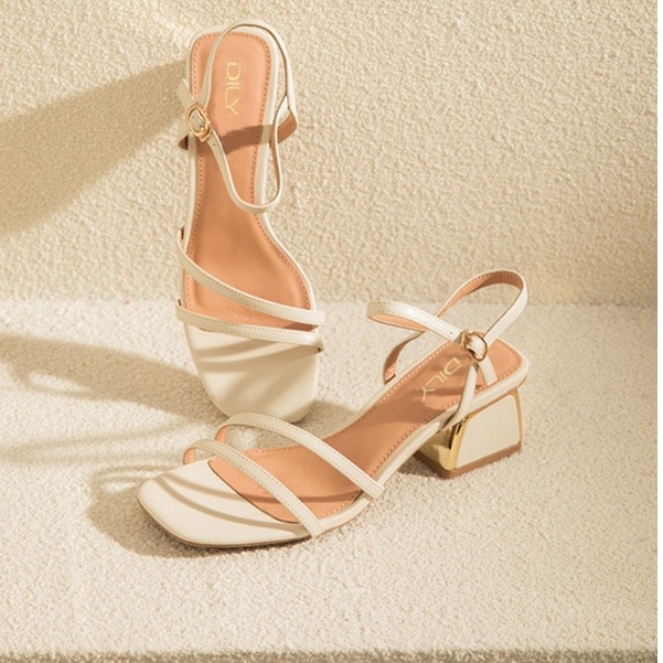Giày sandal nữ gót vuông mạ đồng quai mảnh cao 5cm màu trắng big size 40 41 42 43 44