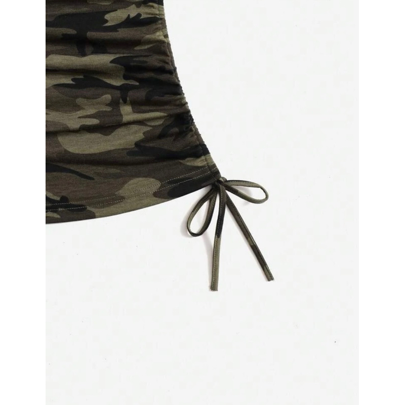 Áo top hoạ tiết camo y2k