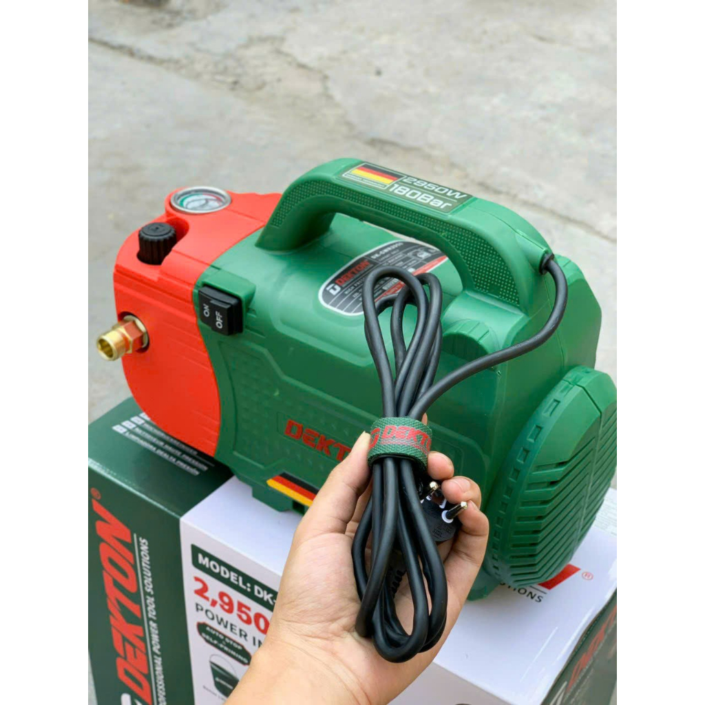 Máy Rửa Xe Có Chỉnh Áp DEKTON DK-CWR2950-Công Xuất 2950w Tặng Cây Nối Dài -Bảo Hành 12 Tháng .