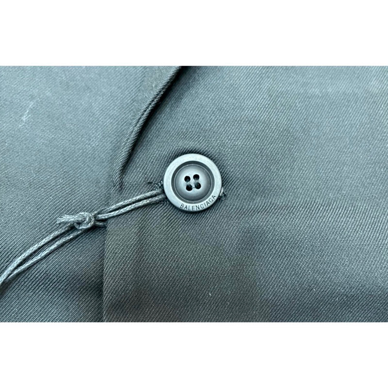 Áo Vest  B a l e n c i a g a  Đen Tay Dài | Likeauth Kèm Quà