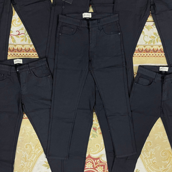 Quần jean nam TRƠN gối màu đen BÓNG chất bò cao cấp co dãn 4 chiều cực đẹp rin trơn from dáng skinny đẹp