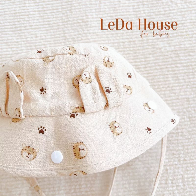 Mũ nón bucket cho bé sơ sinh vành tròn tai gấu dây cột (tặng kính chắn giọt bắn)