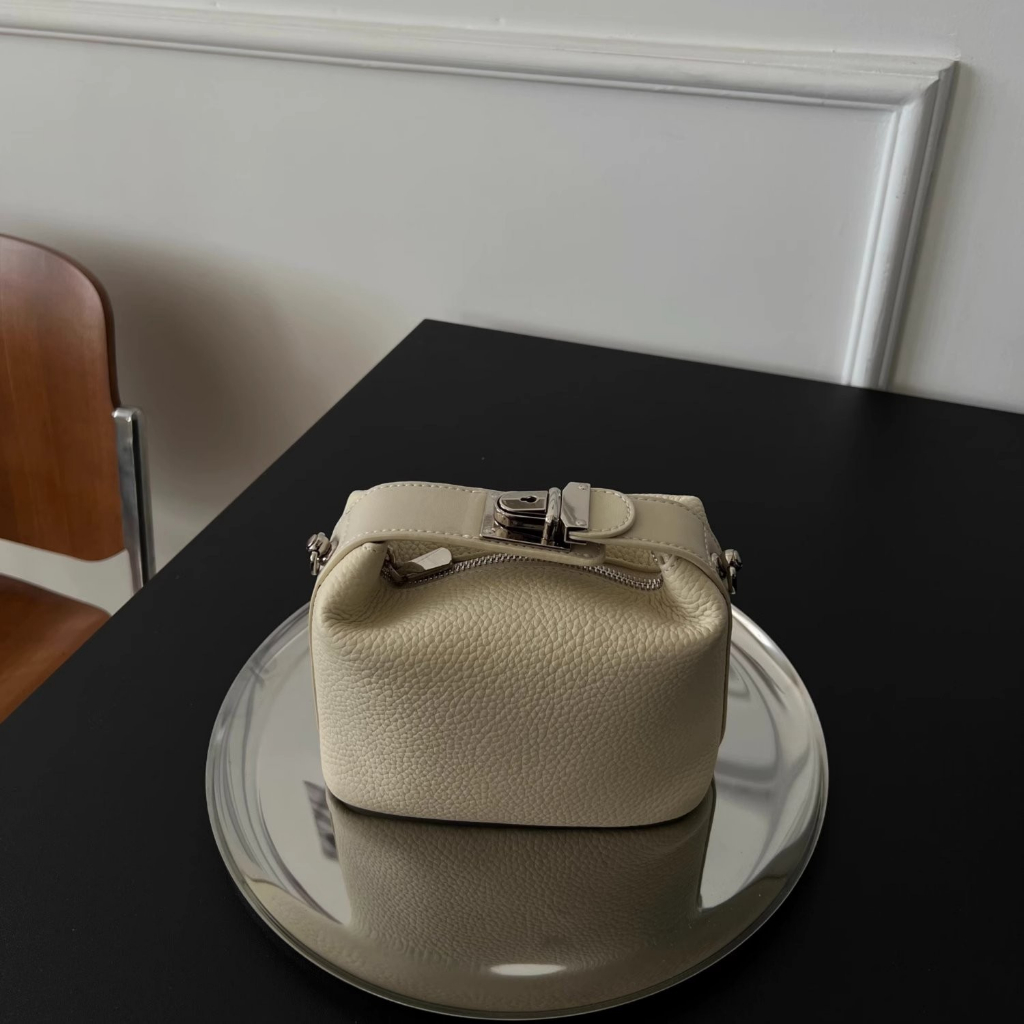 Túi xách nữ Esther Bag